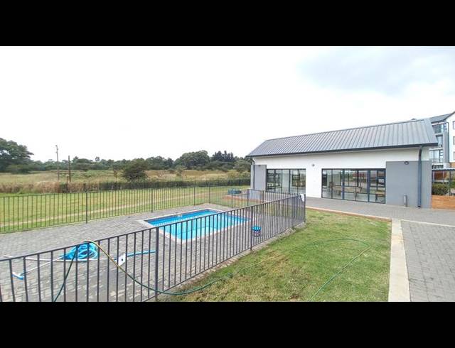 2 BEDROOM PROPERTY TO RENT IN SHERE